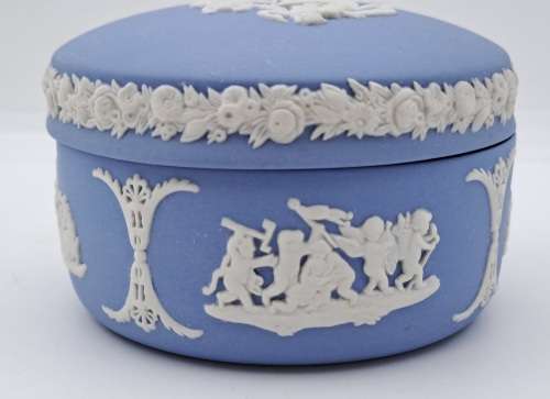 Vintage Wedgwood Jasper Trinket Box 53x82x73mm