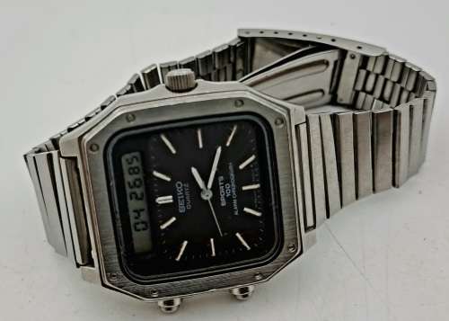 Pre-Owned Vintage Seiko Sports 100 Alarm Chronograph Quartz watch-Working