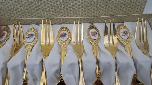 12pc - 24ct Gold Plated Eetrite Tea spoons and Cake forks in box 130mm(Nice with Royal Albert)