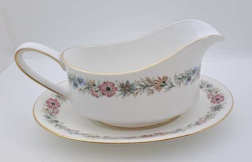 Vintage Paragon BELINDA Stoke-on-Trent Gravy Boat with Saucer-By Appointment to the Queen