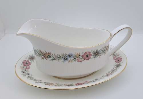 Vintage Paragon BELINDA Stoke-on-Trent Gravy Boat with Saucer-By Appointment to the Queen