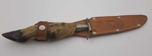 Vintage German Made Solingin knife with deer foot handle in Leather sheath (Krugerpark )