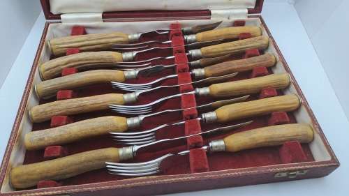 Antique 12pc Joseph Rodgers Staghorn Handle Steak Knife and forks -Boxed see condition