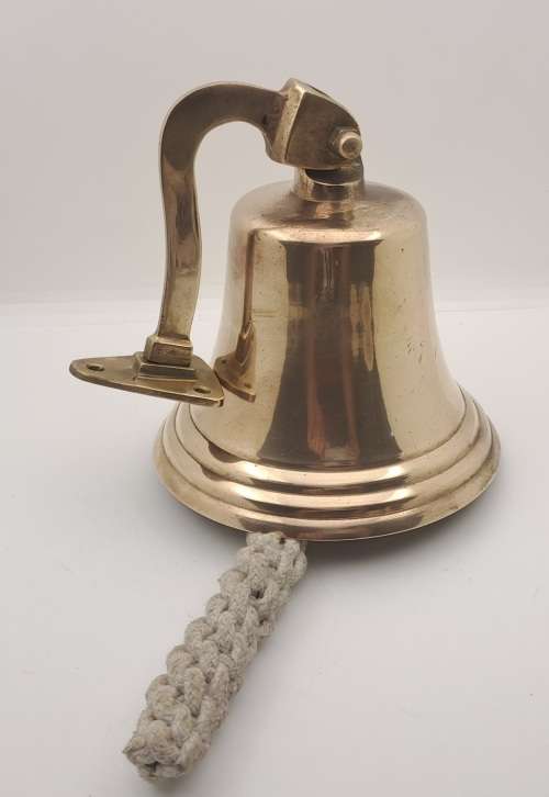 Solid Brass ship/school /bar Bell -wall mounted 14cm x 14,5cm with wall mount Bracket