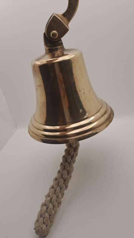 Solid Brass ship/school /bar Bell -wall mounted 14cm x 14,5cm with wall mount Bracket