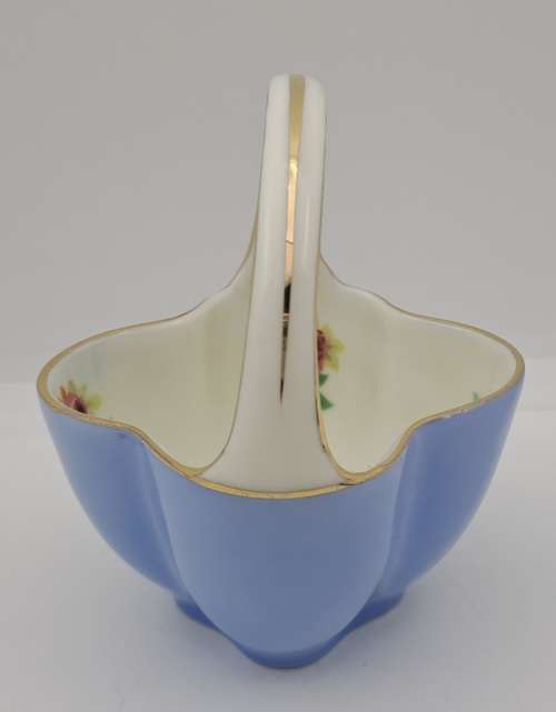 Small Vintage Royal Doulton Trinket Dish 90x74x72mm-England