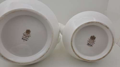 33pc Vintage Paragon BELINDA Stoke-on-Trent Tea set -By Appointment to the Queen