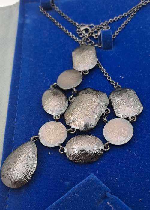 Vintage Necklace in Folder