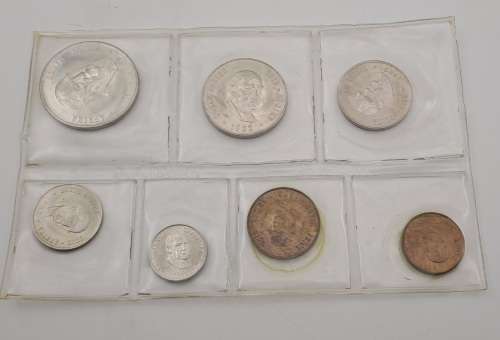 1982 - RSA Uncirculated Mint Pack 7 Coins- By S.A Mint