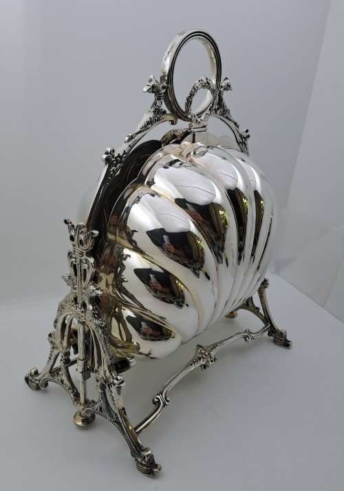 Antique/Vintage SilverPlate English Fold clam shell bun warmer biscuit box