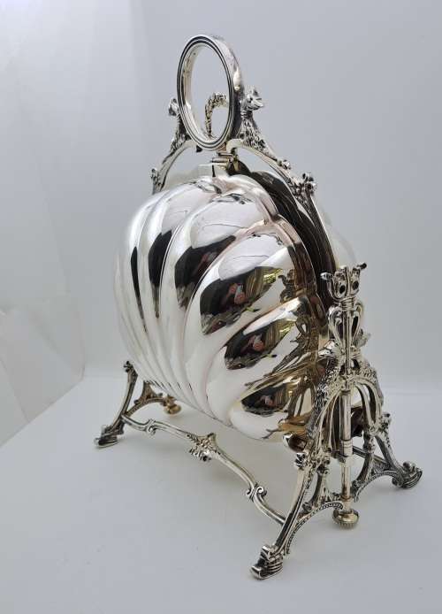 Antique/Vintage SilverPlate English Fold clam shell bun warmer biscuit box