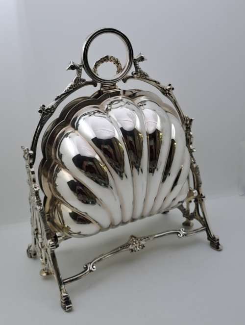Antique/Vintage SilverPlate English Fold clam shell bun warmer biscuit box