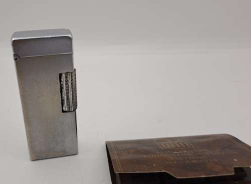 Vintage Win Lighter  (Not working ) need Service and refurbishing