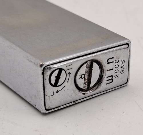 Vintage Win Lighter  (Not working ) need Service and refurbishing