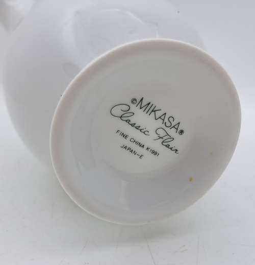Vintage MIKASA Classic Flair Fine China K1991 Creamer -Japan 110x115x67mm-Holds 150ml