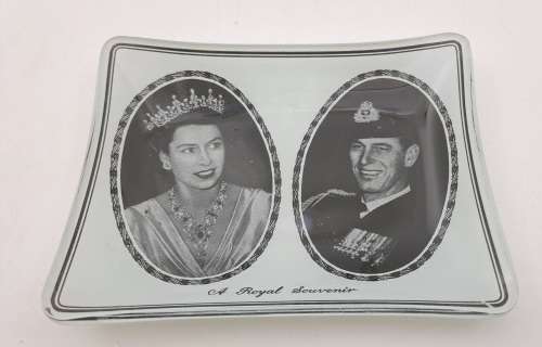 Vintage Royal Souvenir Glass Tray 123x95mm