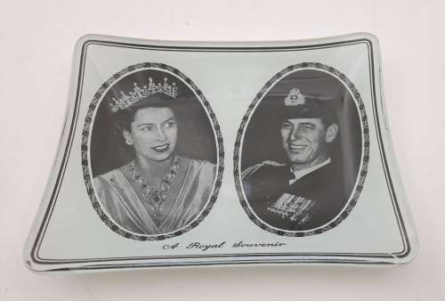 Vintage Royal Souvenir Glass Tray 123x95mm