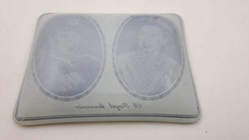 Vintage Royal Souvenir Glass Tray 123x95mm