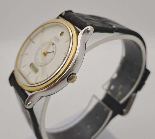 Pre-Owned Seiko 5c23 Quartz watch-Working