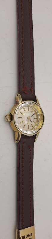 Pre-owned Vintage Ladies OMEGA windup watch - working