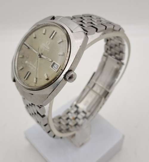Vintage Pre-owned OMEGA Seamaster Cosmic automatic watch-original strap - working -read more