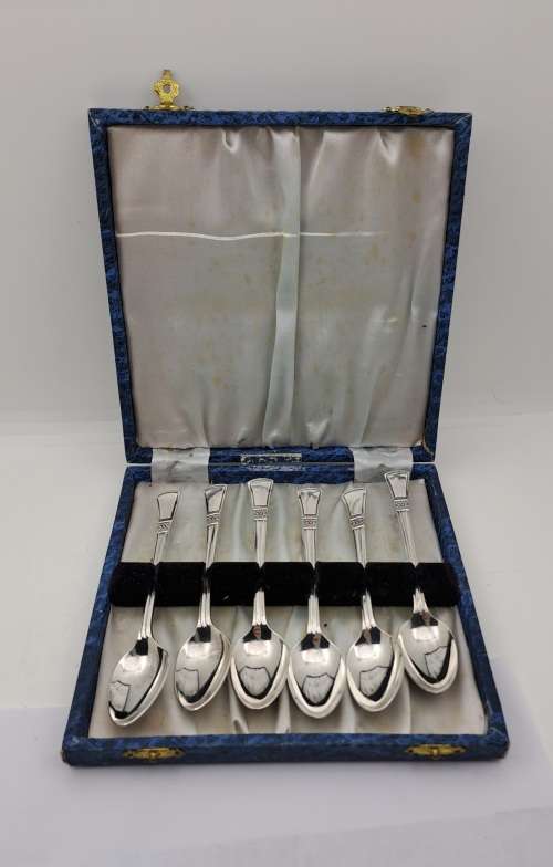 Vintage E.P.N.S Silverplated Teaspoon set of 6 -Boxed -Made in England 119mm