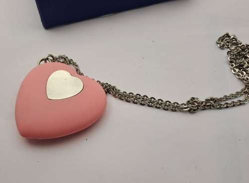 Pre-owned Swarovski Active Crystals USB(4 GB) Heart Light Rose Pendant