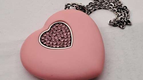 Pre-owned Swarovski Active Crystals USB(4 GB) Heart Light Rose Pendant