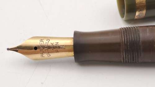 Vintage Parker DUOFOLD Fountain Pen 14kt Gold Nib -England-need refurbishing