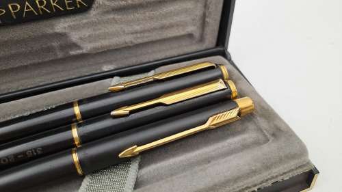 Pre-owned 3 Vintage Black and Gold Parkers Fountain Pen, 2 x Rollerballs Branded in Case