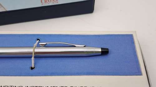 Pre-Owned Cross Lustrous Chrome Mechanical Pencil in box 0,9mm lead  - no Lead