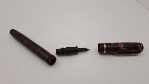2 Vintage Lady Parker Duofold Fountain Pens (one has no converter)