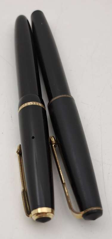 2 Vintage Lady Parker Duofold Fountain Pens (one has no converter)