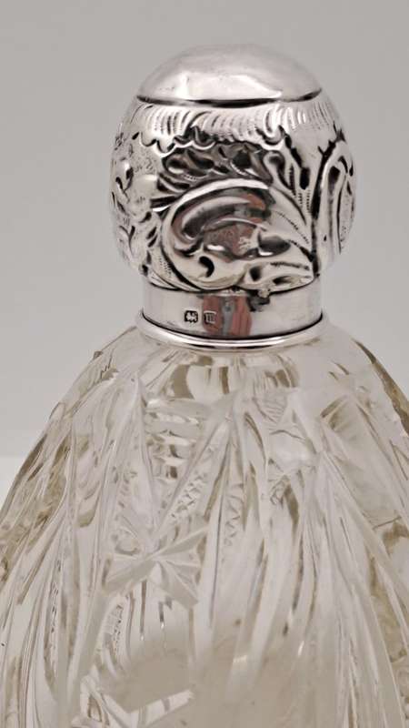 Antique Cut Glass & Sterling Silver Scent Bottle -115mmx75mm (Hall Marked) England