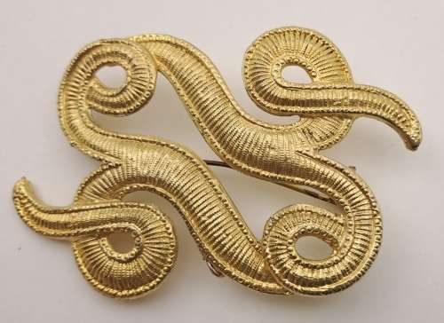 Vintage Brooch 70x44mm