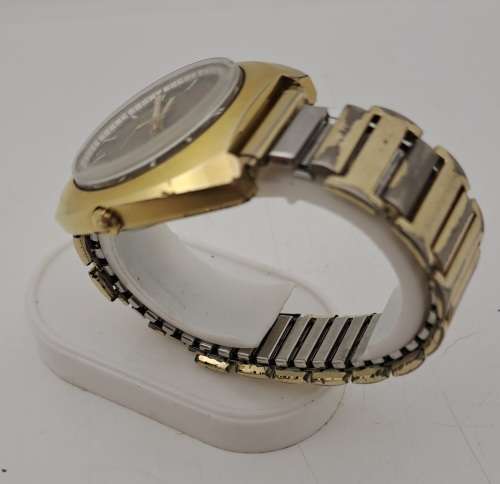 Vintage Eterna Sonic 1550 Electronic Mens Watch -Swiss Made -Working great-see more