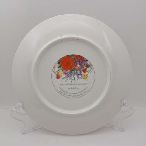 Vintage Chrysanthemum Bouquet Wall Plate 19,5cm