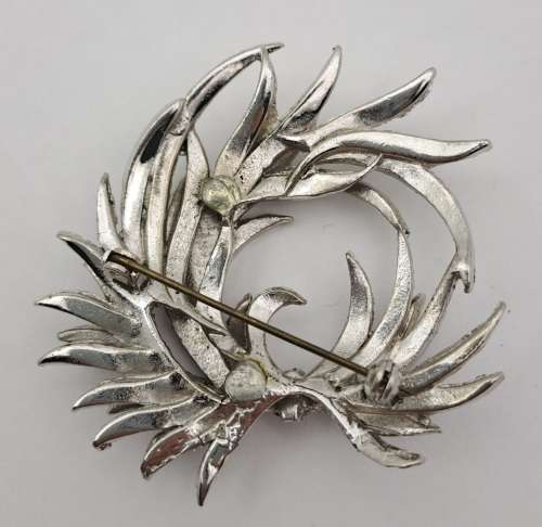Large Vintage White metal Brooch 5,5cm x 5,8cm