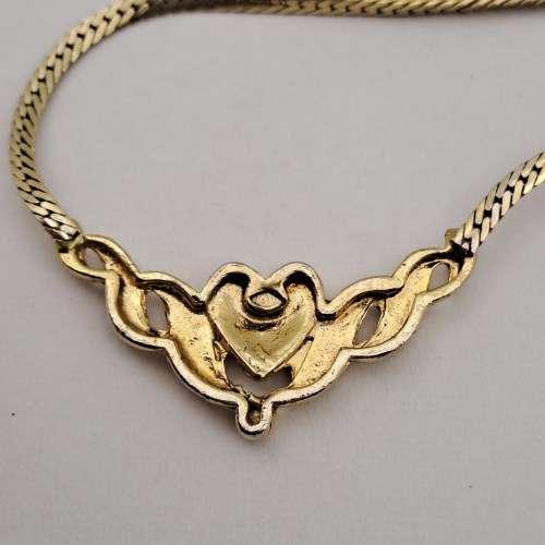 Pre-owned Necklace from the Gold Pot Hazyview in Box