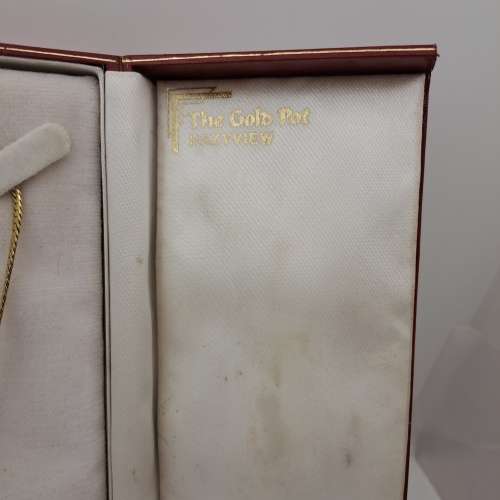 Pre-owned Necklace from the Gold Pot Hazyview in Box