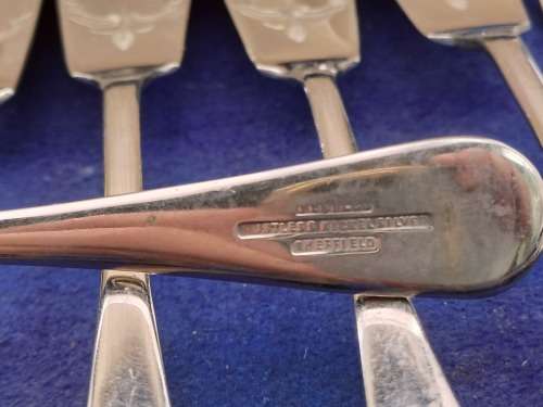 12 Piece Vintage  Rustless Nickel Silver Sheffield Boxed Fish Cutlery Set -6 Knives 6 Forks