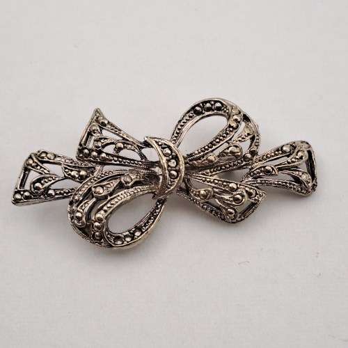 Vintage Metal Brooch 50x22mm