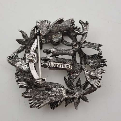 Vintage Beatrix Brooch  - Pre-owned 50x50mm