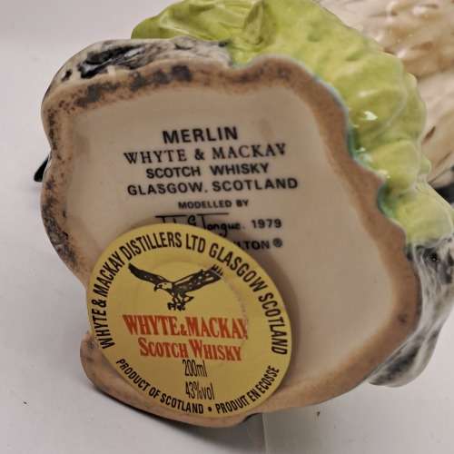 1979 Royal Doulton Ceramics Scottish Birds of Prey Merlin Whiskey Decanter boxed