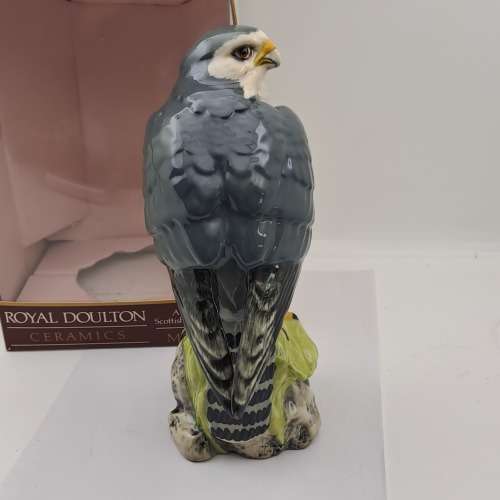 1979 Royal Doulton Ceramics Scottish Birds of Prey Merlin Whiskey Decanter boxed