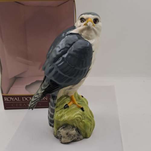 1979 Royal Doulton Ceramics Scottish Birds of Prey Merlin Whiskey Decanter boxed