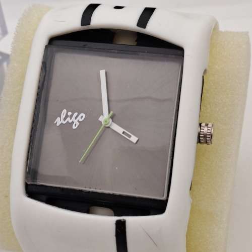 SLIGO Fashion Watch with White Rubber Band