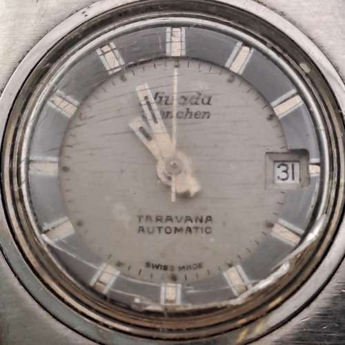 Vintage 1970`s Swiss Nivada Taravana Automatic Ladies watch - Lens damaged