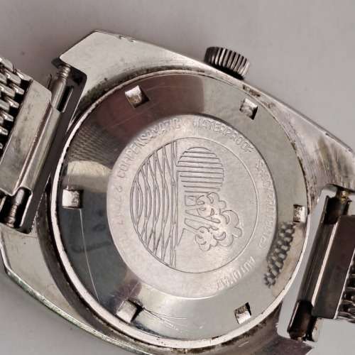 Vintage 1970`s Swiss Nivada Taravana Automatic Ladies watch - Lens damaged
