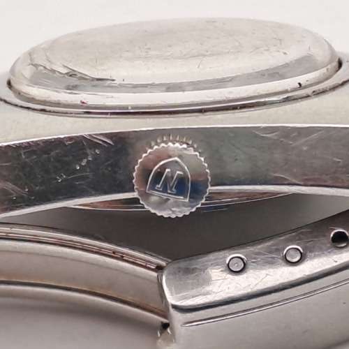 Vintage 1970`s Swiss Nivada Taravana Automatic Ladies watch - Lens damaged